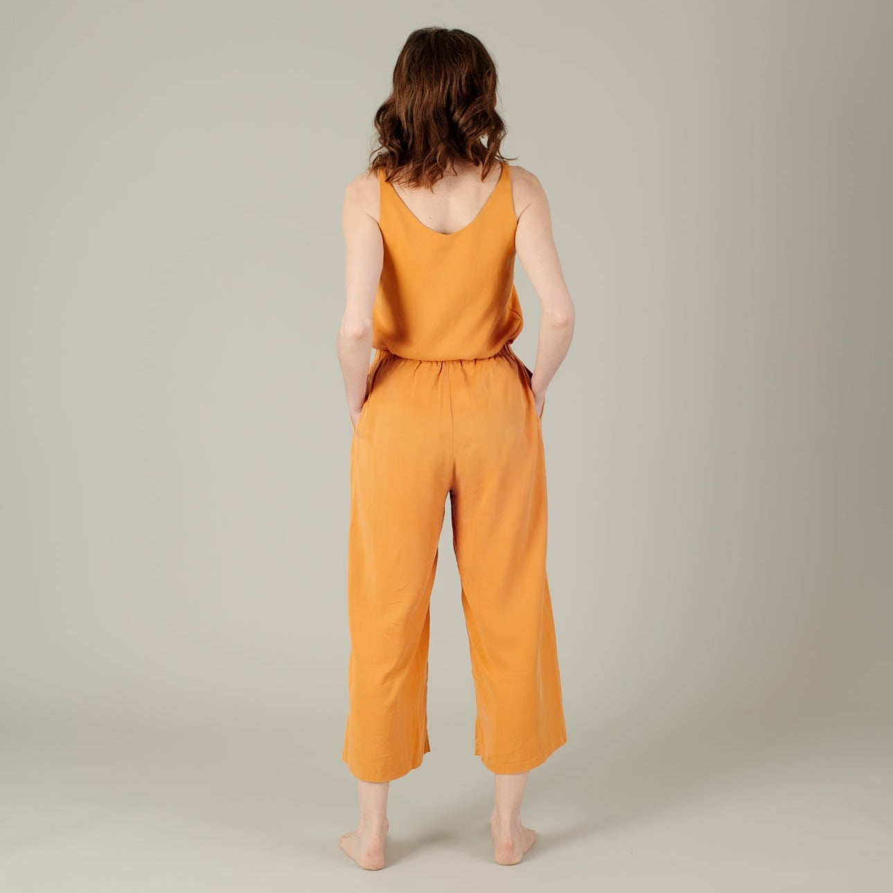 Tencel Damenshirt mit Trägern in der Farbe Mango, Urheber: Mini & Eve