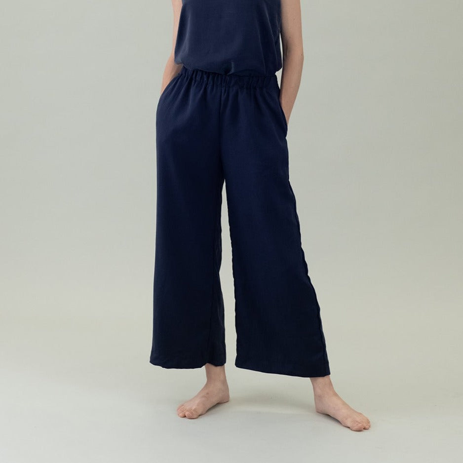 Tencel-Hose für Damen in Dunkelblau, Urheber: Mini & Eve