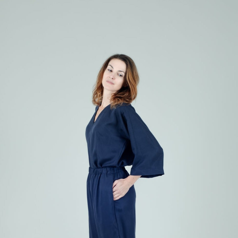 Tencel Damenshirt mit Kimonoärmeln Dunkelblau, Urheber: Mini & Eve