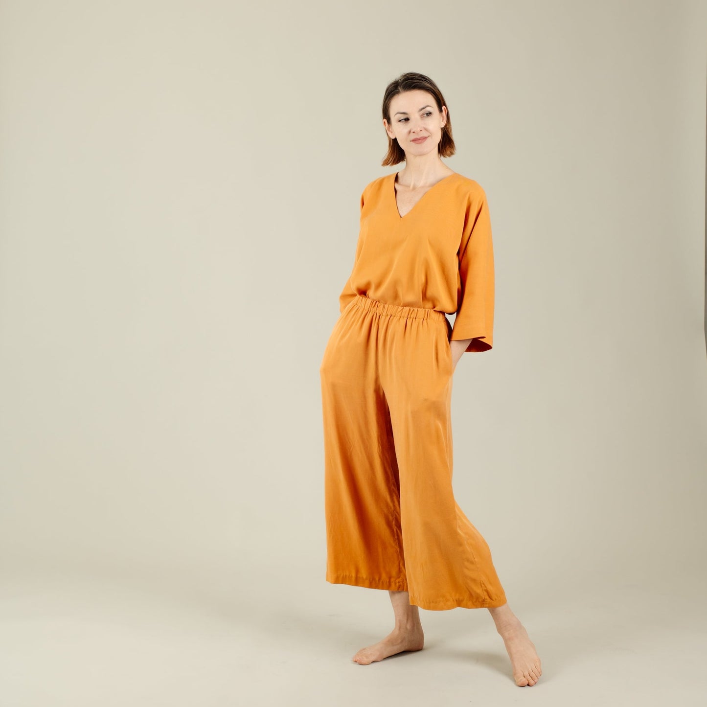 Damen Shirt Top Oberteil aus Tencel in Mango Gelb im Kimonoschnitt; Urheber: Mini & Eve