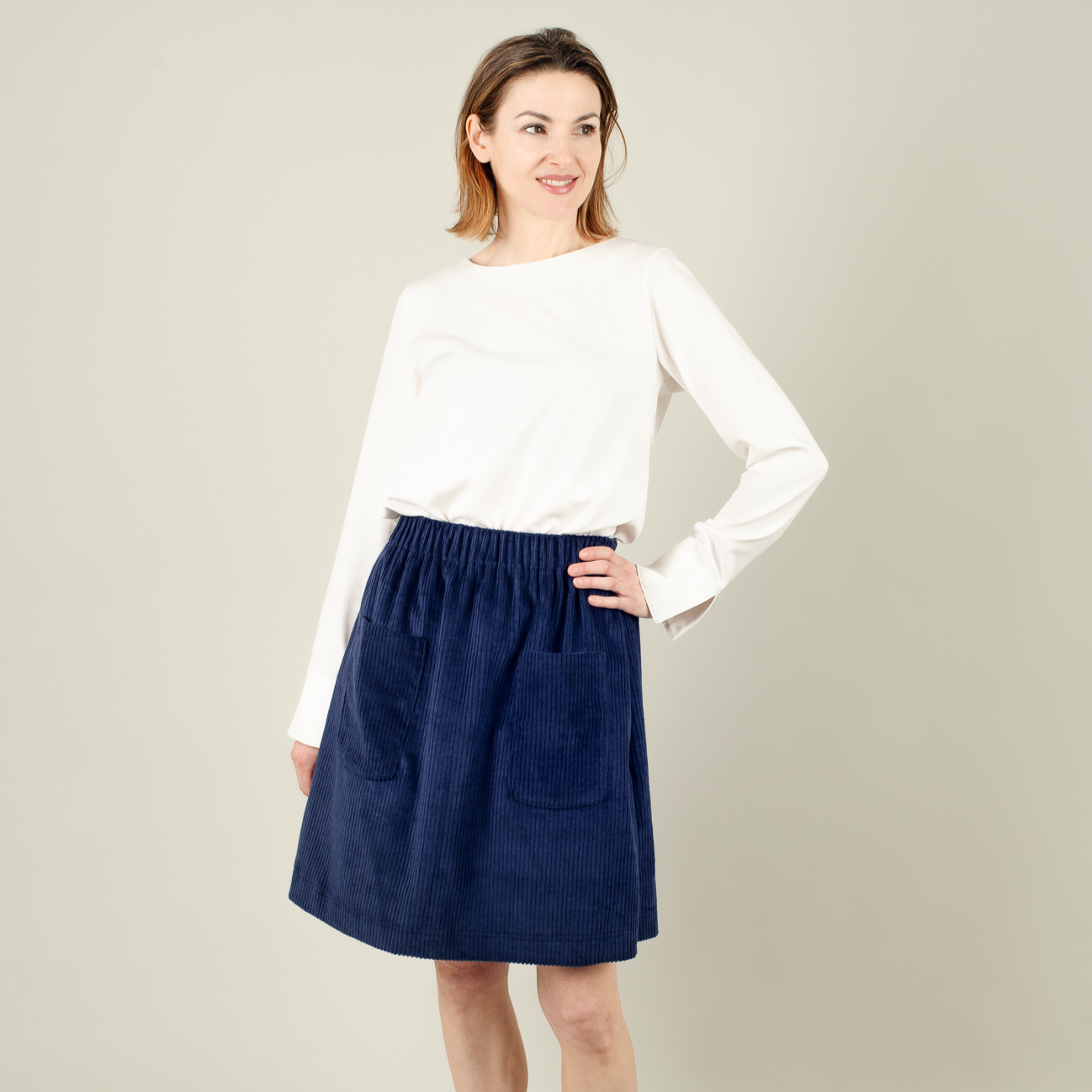 Damenrock Cord Dunkelblau; Urheber: Mini & Eve
