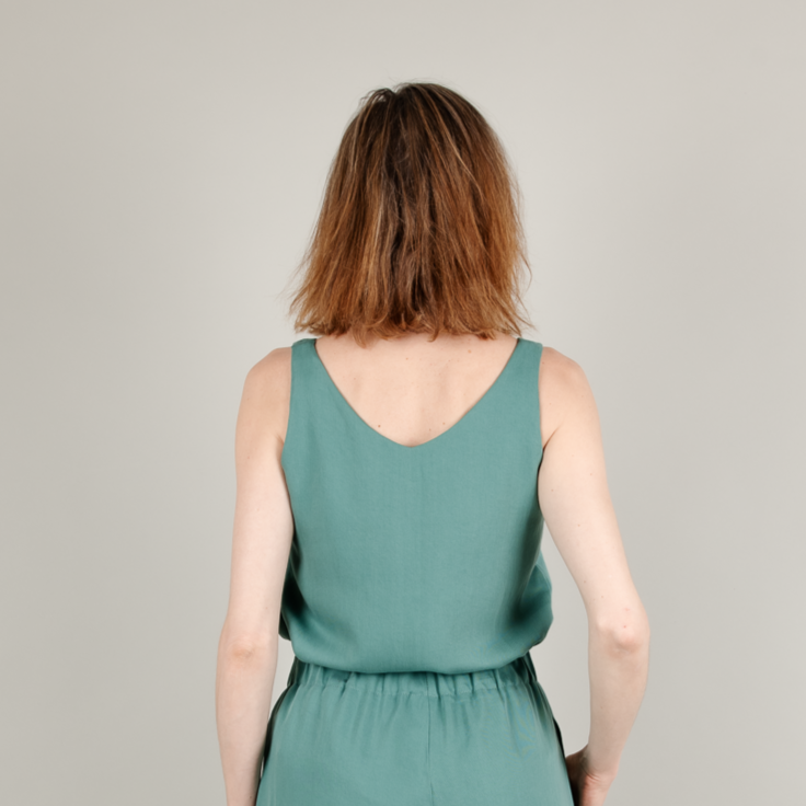 Tencel Damenshirt mit Trägern in der Farbe Aqua Petrol Blau-Grün; Urheber: Mini & Eve
