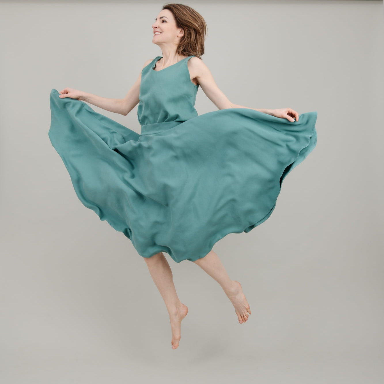 Midi Tellerrock aus Tencel in Aqua Türkis für Damen; Drehrock für Damen; Urheber: Mini & Eve