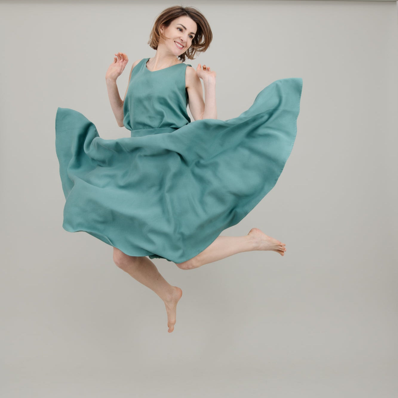 Midi Tellerrock aus Tencel in Aqua Türkis für Damen; Drehrock für Damen; Urheber: Mini & Eve