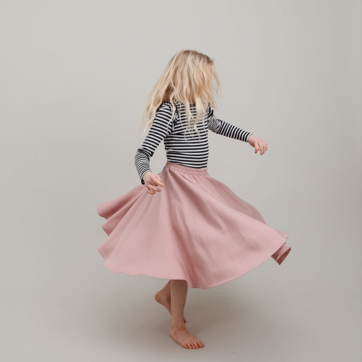 Tencel Tellerrock in Rosa für Kinder; Drehrock für Mädchen; Urheber: Mini & Eve