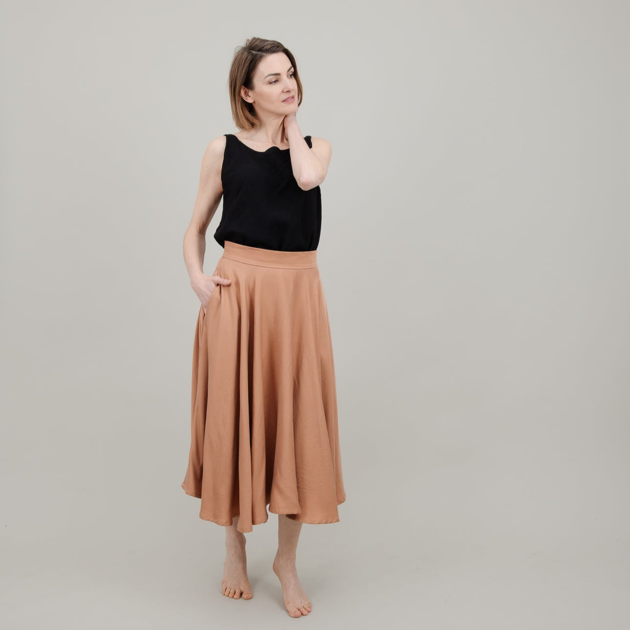 Midi Tellerrock aus Tencel in Nougat Braun Beige für Damen; Drehrock für Damen; Urheber: Mini & Eve