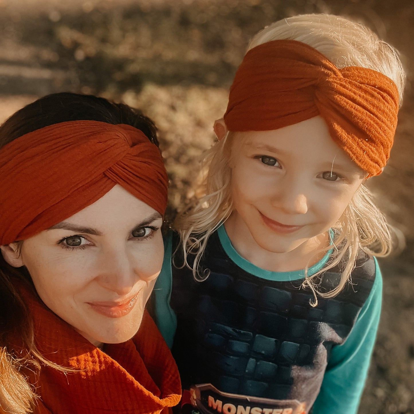 Musselin Turban Stirnband Terracotta, Mutter Tochter Partnerlook, Urheber: Mini & Eve