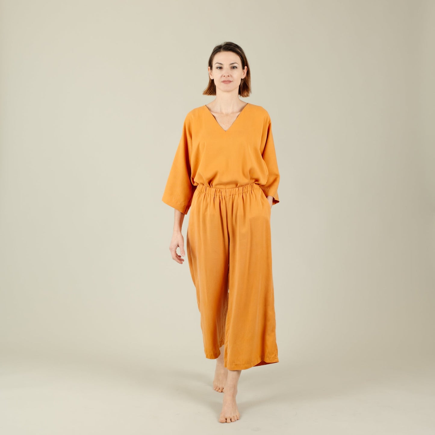 Damen Shirt Top Oberteil aus Tencel in Mango Gelb im Kimonoschnitt; Urheber: Mini & Eve