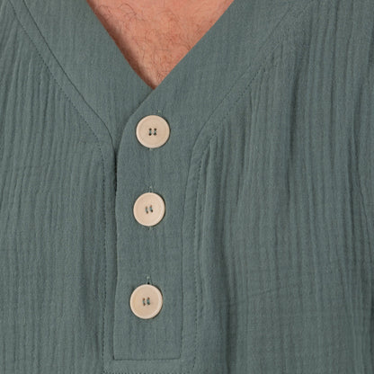 LEON Herrenshirt Musselin Petrol Detail Knopfleiste, Urheber: Mini & Eve