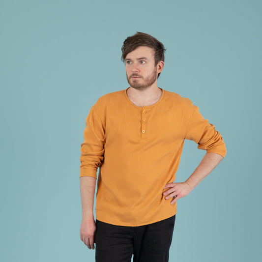 Herrenshirt Tencel in der Farbe Mango mit Knopfleiste, Gelb, Urheber: Mini & Eve